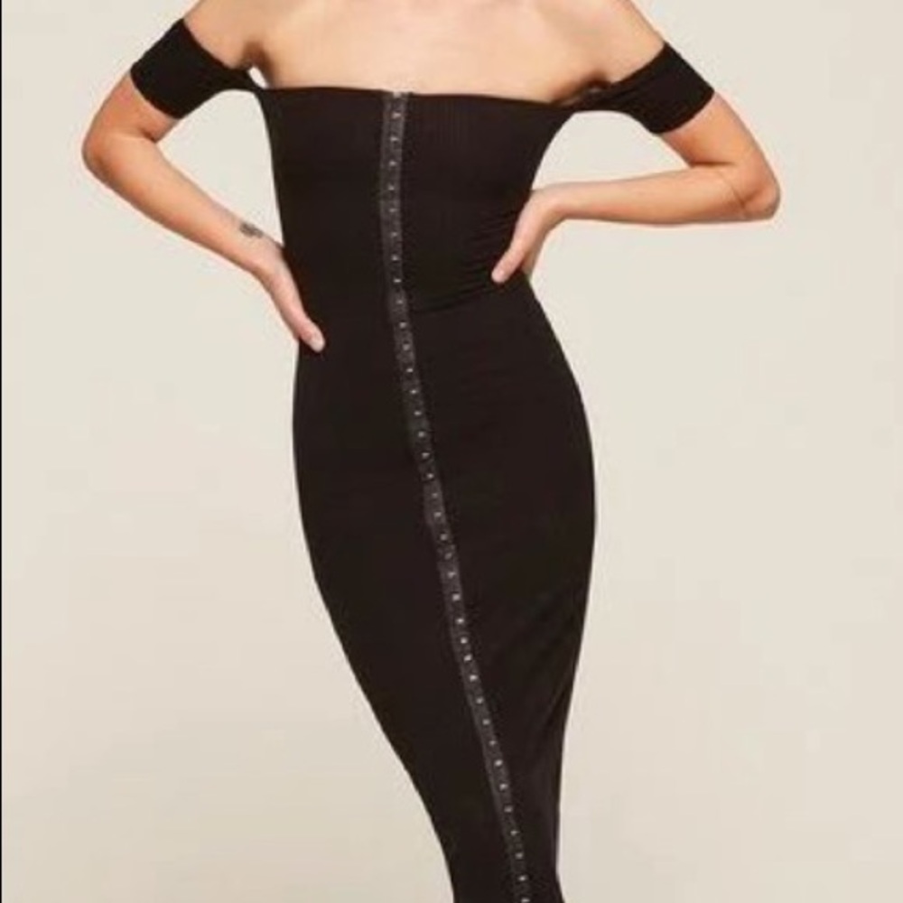 Reformaton Whitney Hook eye black dress